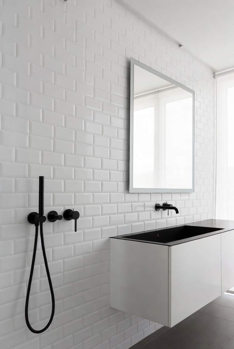Classic Subway Tiles With a Modern Twist