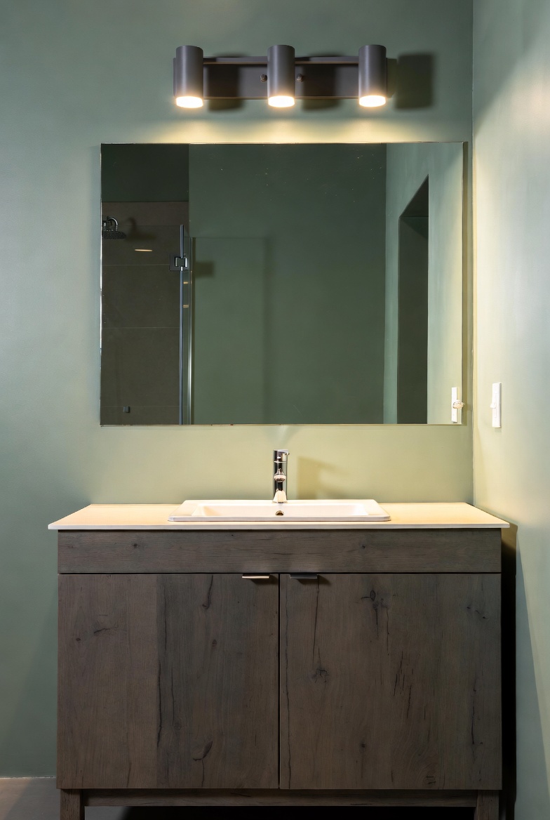 Considering Energy Efficiency in Mirror Lighting