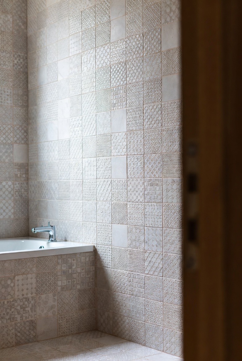 Small Patterned Tiles for Detailed Design