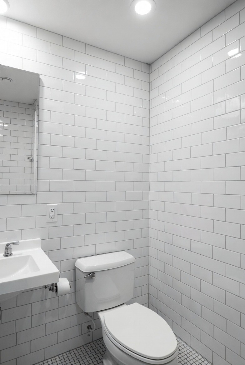 Subway Tile with Contrasting Grout